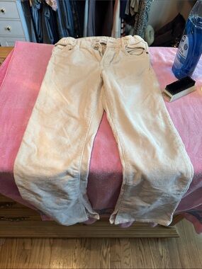 Zara Wide-Leg Corduroy Jeans in Light Beige